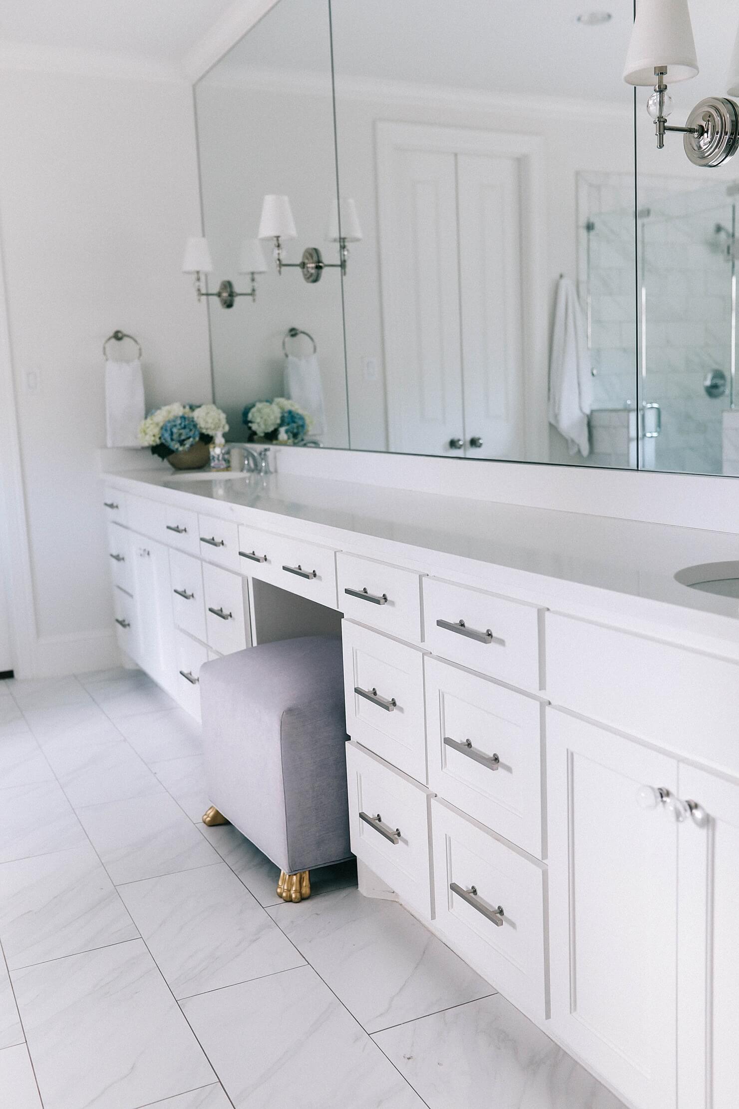 how to organize your bathroom // bathroom organization reveal