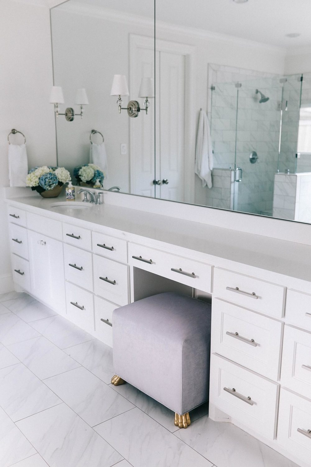 how to organize your bathroom // bathroom organization reveal