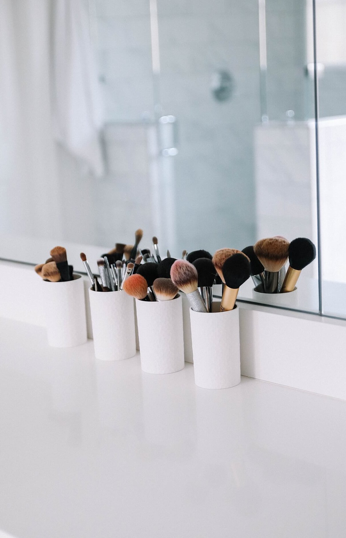 how to organize your bathroom // bathroom organization reveal