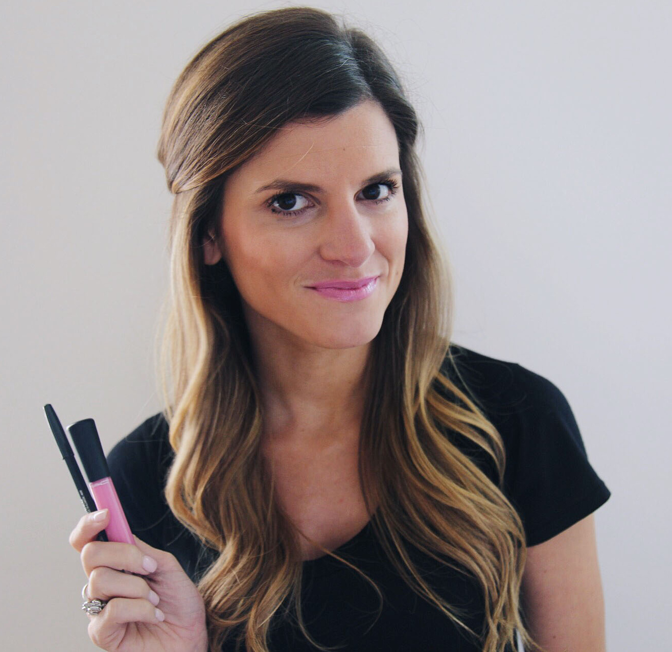 brighton the day Wearing Mac Cosmetics 'Mineralize' glass lipgloss in 'Tender'