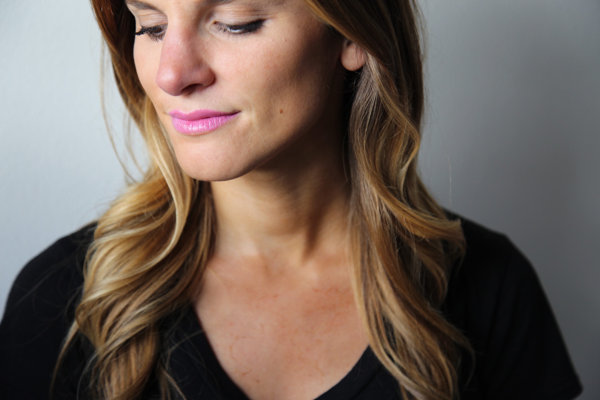 brighton the day wearing Yves Saint Laurent 'Rouge Pur Couture - Vernis a Levres' Glossy Stain No. 15