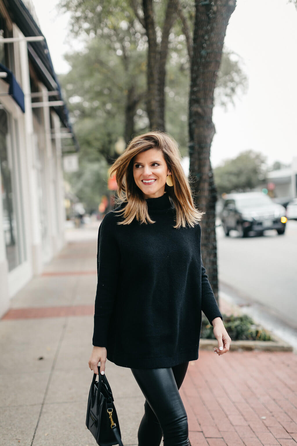 leather leggings outfit